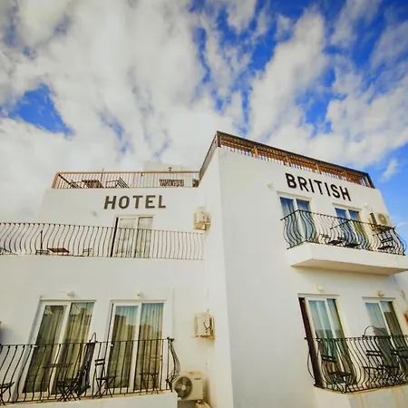 British Hotel At Old Harbour 酒店 *