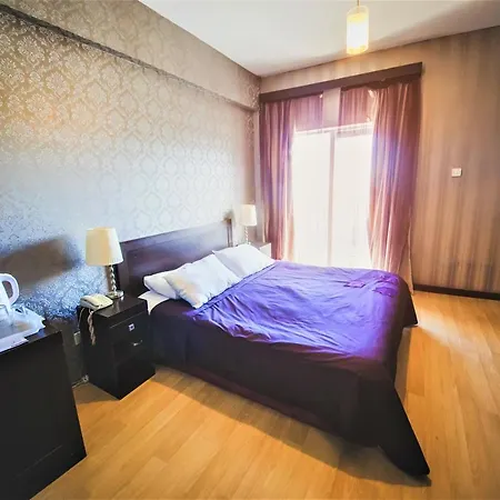 British Hotel At Old Harbour * Girne